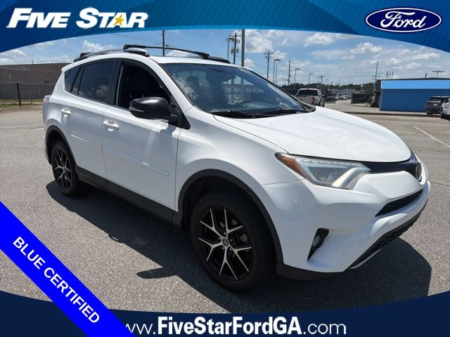 2018 Toyota RAV4 SE AWD's photo