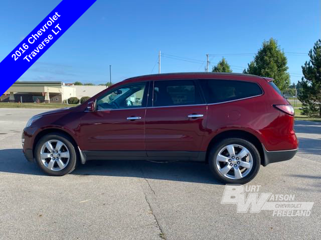 2016 Chevrolet Traverse LT 2