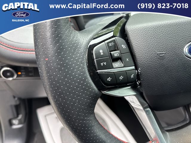 Used 2025 Gray Ford ST-Line image 22