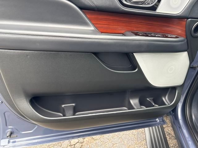 2023 Lincoln Navigator L Reserve photo