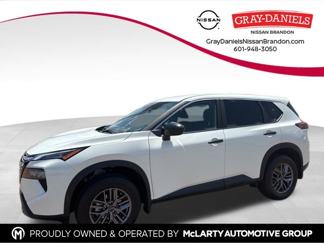 2026 Nissan Rogue S's photo