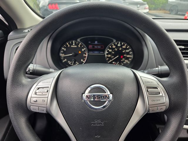 Used 2017 Nissan Altima Sedan