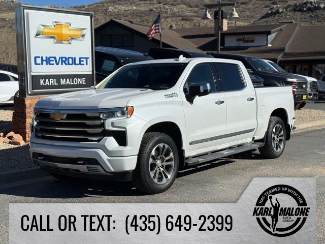2023 Chevrolet Silverado 1500 High Country Crew Cab 4WD