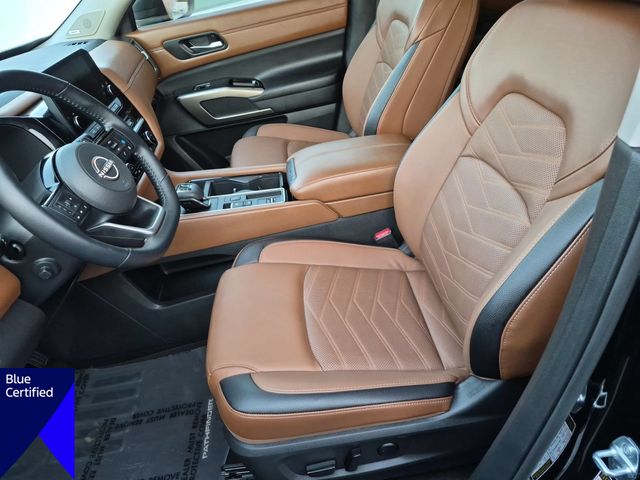 Used 2025 Black Nissan Platinum image 15