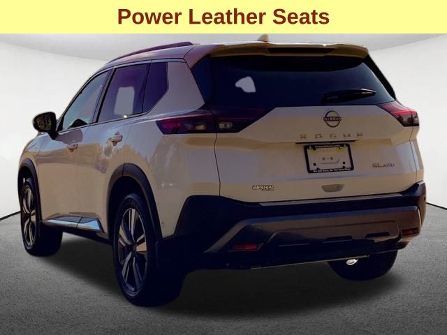 2023 Nissan Rogue SL 10