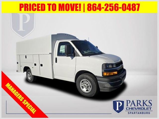 2025 Chevrolet Express Chassis 3500 Cutaway 139
