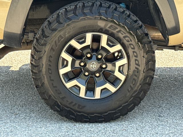 Used 2016 Toyota Tacoma Truck