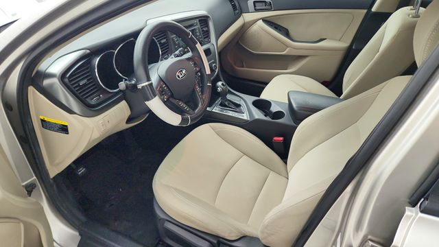 2013 Kia Optima LX Silver at Community Kia