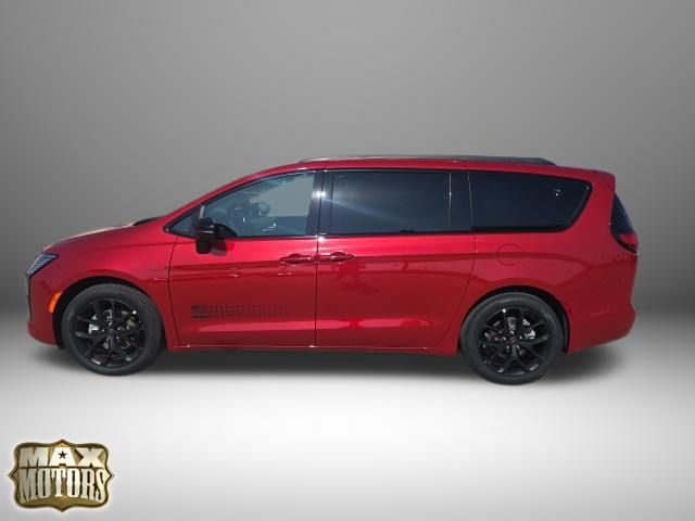 New 2027 Chrysler Pacifica Van