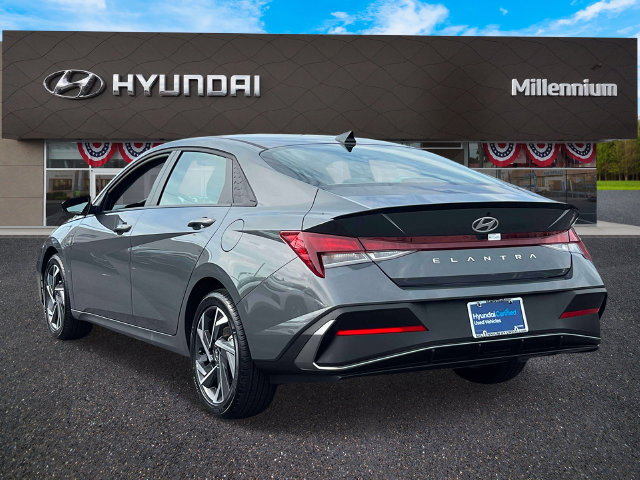 Used 2025 Hyundai Elantra Sedan