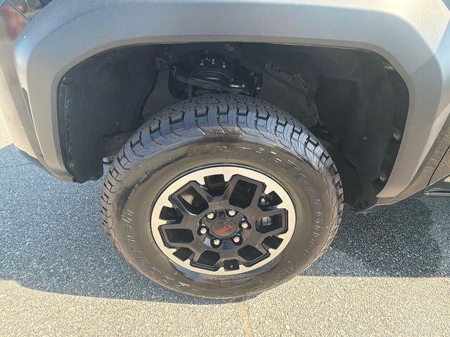 Used 2025 Toyota Tacoma Truck
