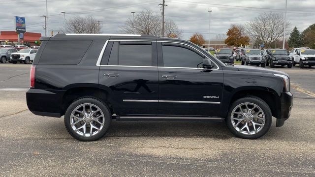 2019 GMC Yukon Denali 9