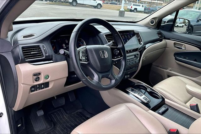 Used 2021 Honda Pilot Touring 4D Sport Utility