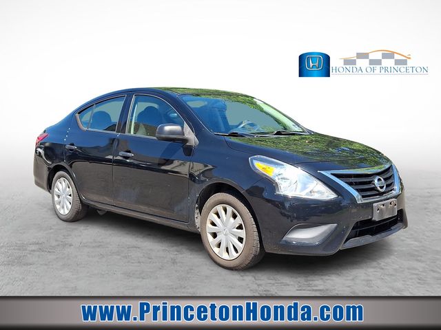 Super Black Metallic 2015 Nissan Versa Sedan Front-Wheel Drive Continuously Variable Transmission