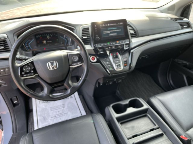 Used 2024 Honda Odyssey Van