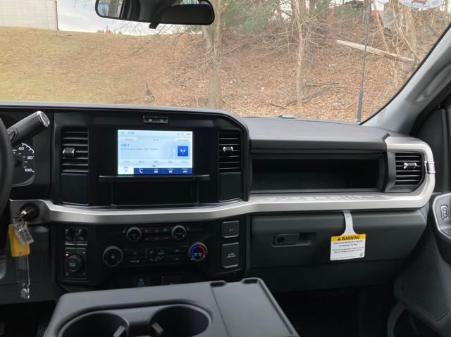 2025 Ford F-350 Super Duty XL