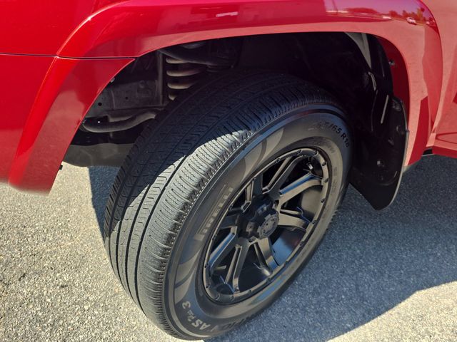 Used 2017 Barcelona Red Metallic Toyota SR5 Premium image 33