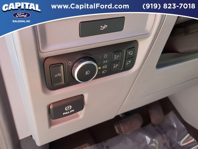 New 2026 Carbonized Gray Metallic Ford XLT image 25