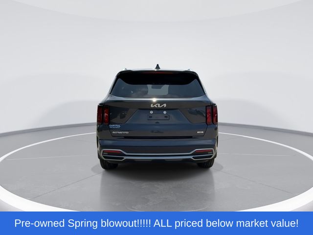 Used 2023 Gray Kia EX image 7