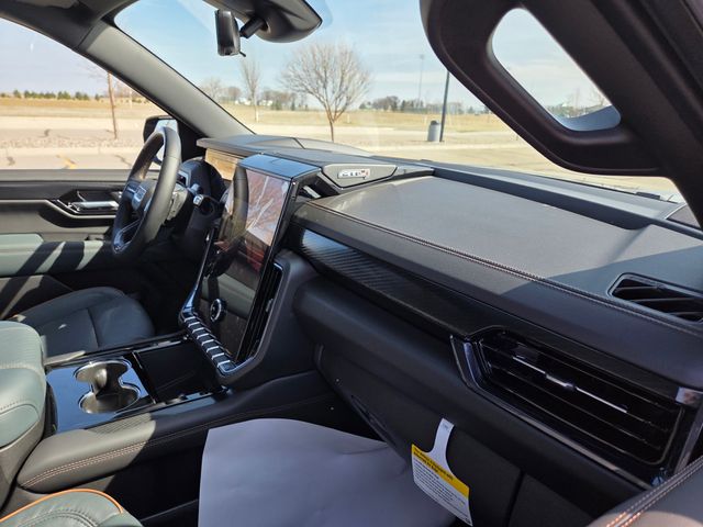 2026 GMC Yukon XL 4WD AT4