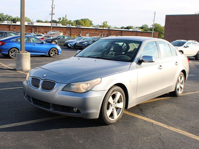 Used 2006 Black BMW 525xi image 2