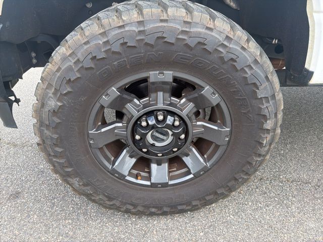 Used 2024 White Ford XL image 9