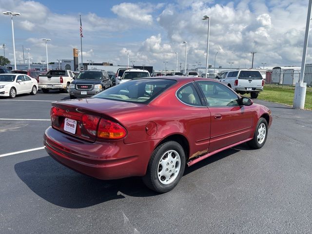 2001 Oldsmobile Alero GL photo