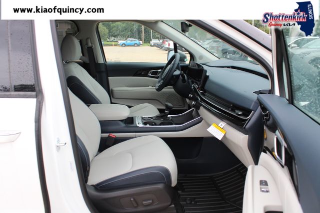 New 2026 Kia Carnival MPV Van
