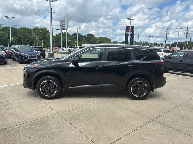 2024 Nissan Rogue SV Black at Royal Nissan
