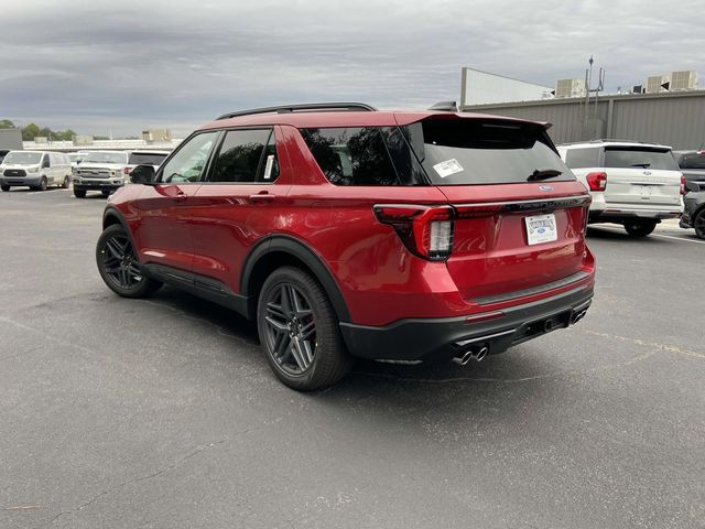 2025 Ford Explorer ST 6