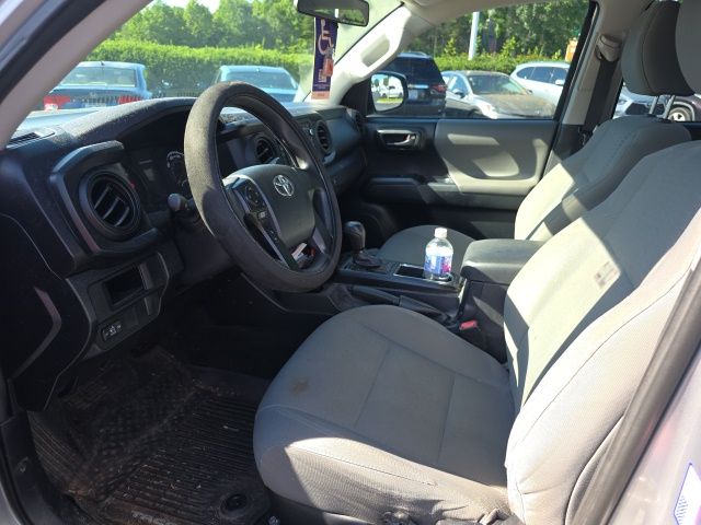 2017 Toyota Tacoma SR - Photo 11