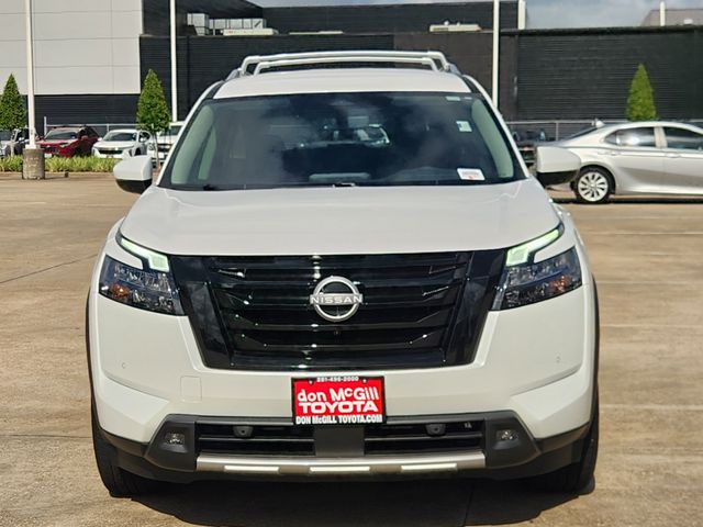 Used 2025 Nissan Pathfinder SUV