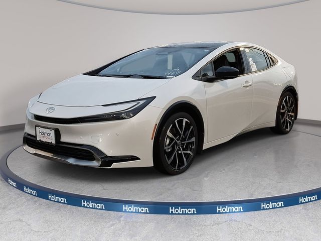 2026 Toyota Prius XSE Premium's photo