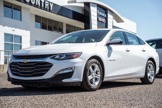  2024 Chevrolet Malibu LT with 1LT FWD   