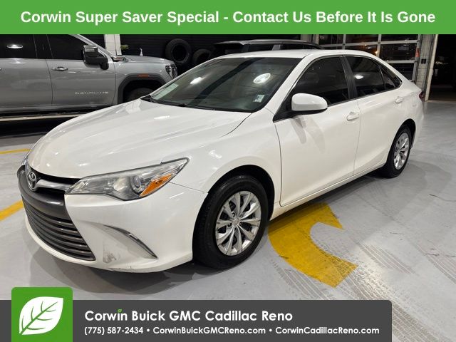 Super White 2015 Toyota Camry Sedan Front-Wheel Drive 6-Speed Automatic