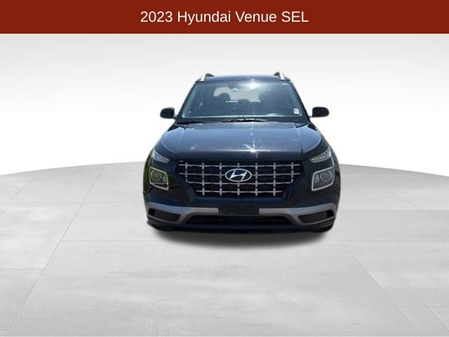 2023 Hyundai Venue SEL photo