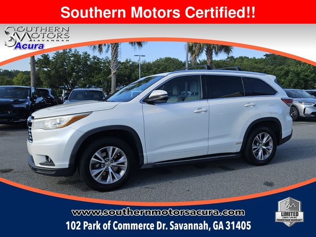 White (Blizzard Pearl) 2015 Toyota Highlander SUV / Crossover Front-Wheel Drive 6-Speed Automatic Overdrive
