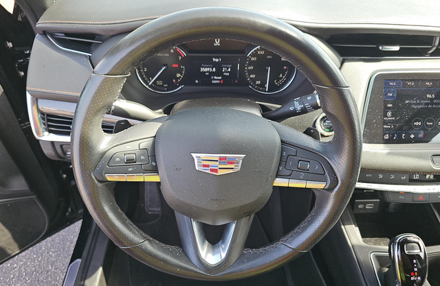 Used 2023 Cadillac XT4 SUV