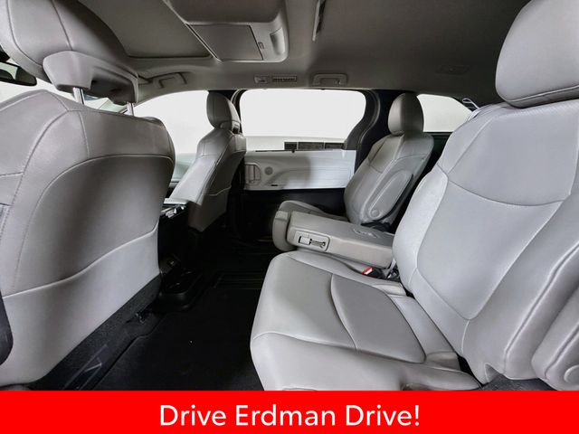 Used 2025 Toyota Sienna Van