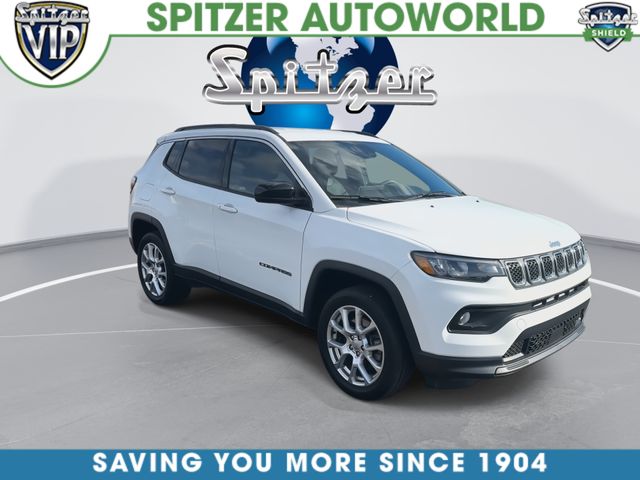 Certified Used 2023 White Jeep Latitude Lux image 2