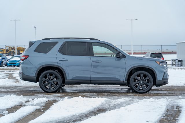 2025 Honda Pilot Black Edition 8