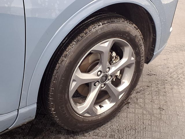 2024 Ford Escape - Image 9