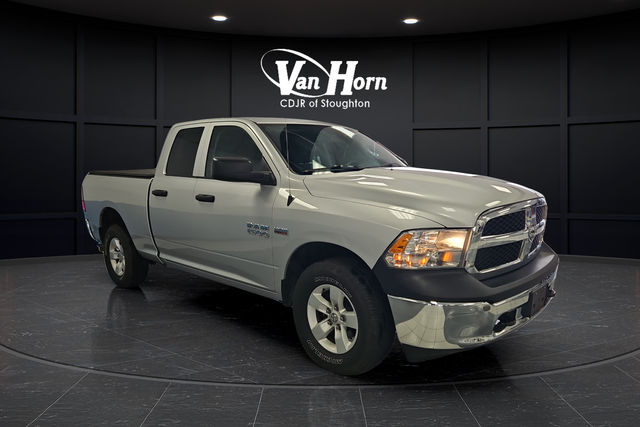 Bright Silver Clearcoat Metallic 2016 RAM 1500 Pickup Truck Four-Wheel Drive 8-Speed Automatic