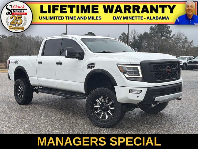 2023 Nissan Titan XD PRO-4X Crew Cab 4WD