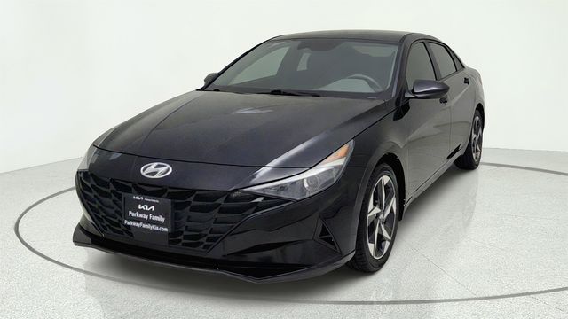 2023 Hyundai Elantra SEL Black at North Houston Mitsubishi