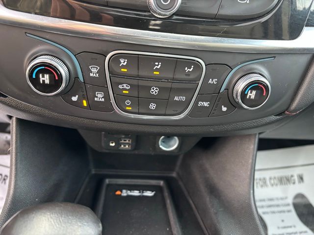 2022 Chevrolet Traverse RS