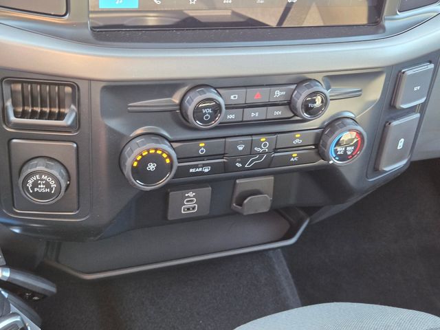 New 2026 Ford F-150 XLT 4D SuperCrew