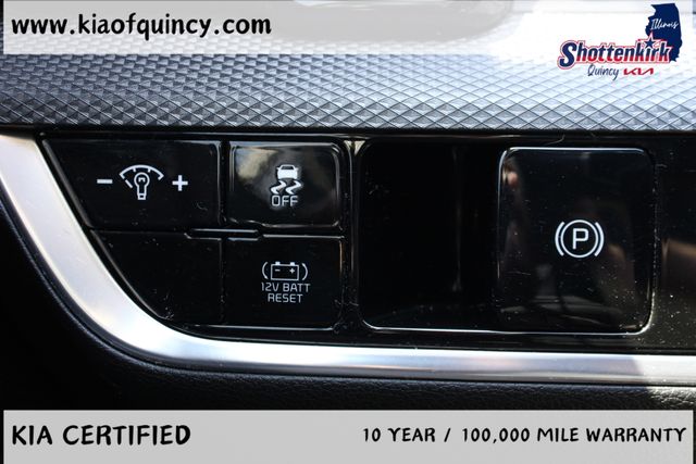 Used 2023 Kia Sportage Hybrid SUV