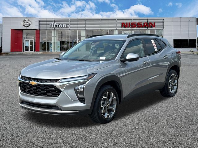 Used 2025 Chevrolet Trax SUV