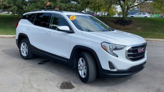 2020 GMC Terrain SLE 2